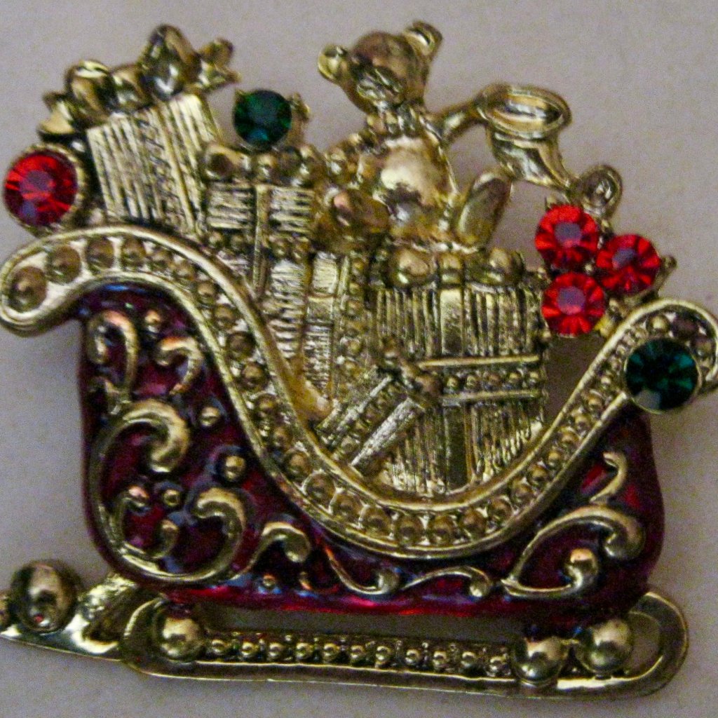 Kirks Folly RareSigned Christmas In July Sale Christmas Sleigh Brooch-New 48$